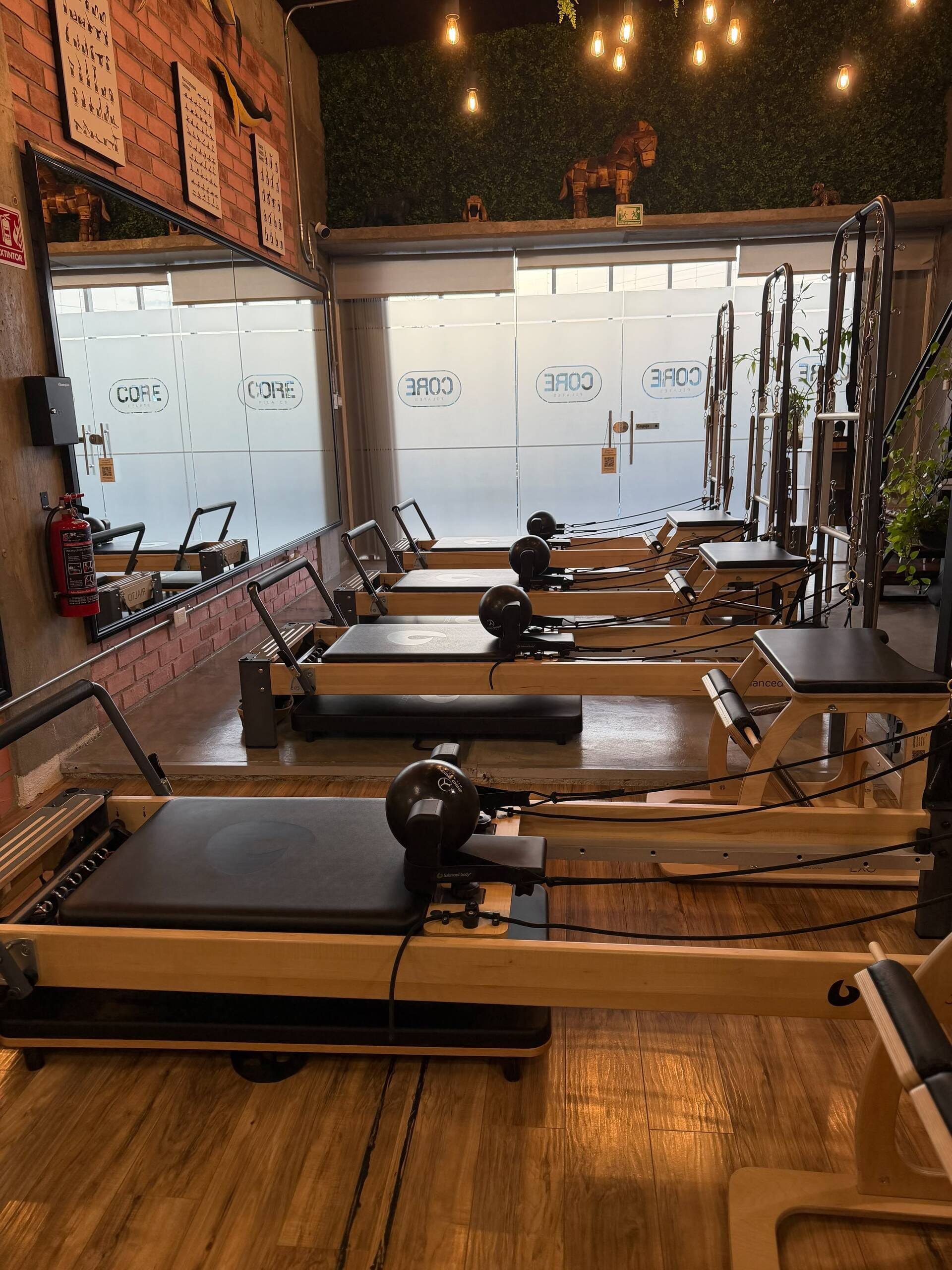 Estudio Core Pilates Cabo con reformers